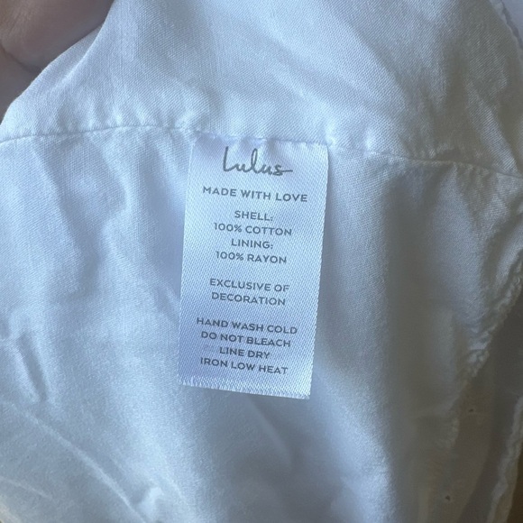 Lulu’s Lace & Time White Eyelet Cotton Sleeveless V-Neck Babydoll Mini Dress 🎀 - Picture 14 of 14